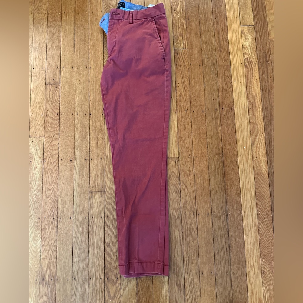 Men’s Banana Republic chino pants